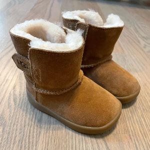 Unisex UGG boots